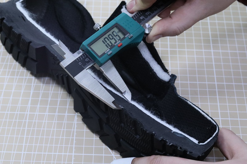 Толщина подошвы