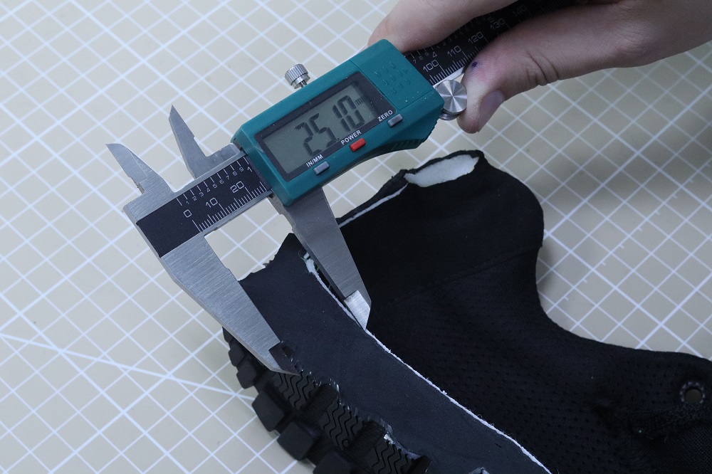 Толщина подошвы